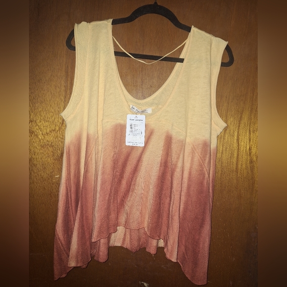 We the free top - Picture 2 of 4